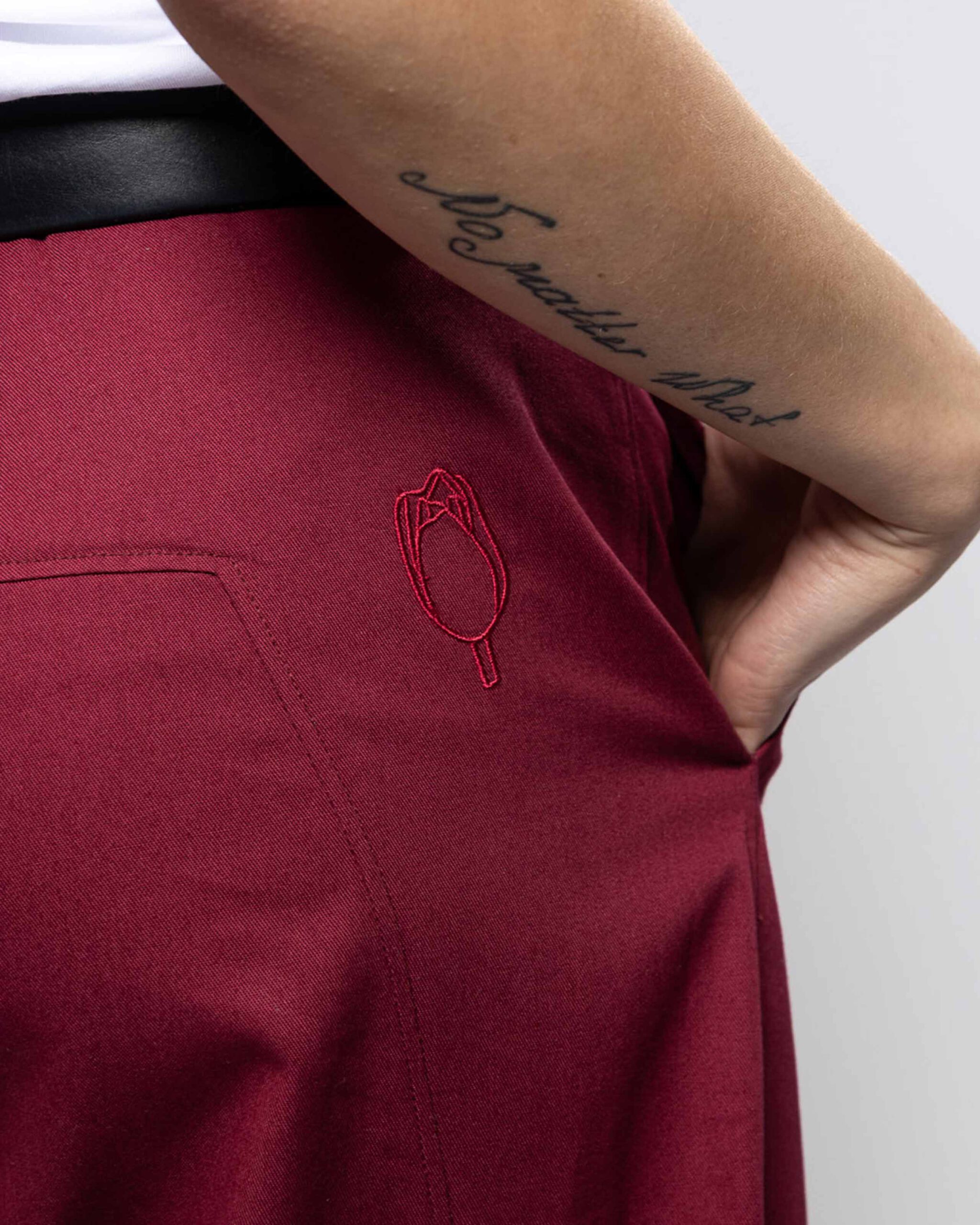 Culotte „See Flowers“ aus weinroter Bio-Baumwolle – Bild 3